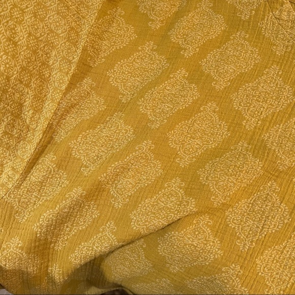 Pure Jill Gold Kimono Style Blouse. Size Medium. Like New. Beautiful! - Picture 8 of 9